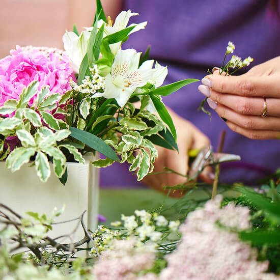 Florist's Bouquet – seasonal flowers, flower delivery Geneva